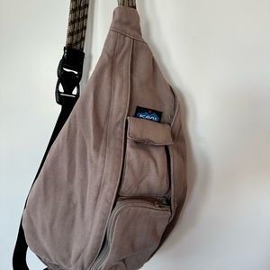 Kavu taupe rope bag